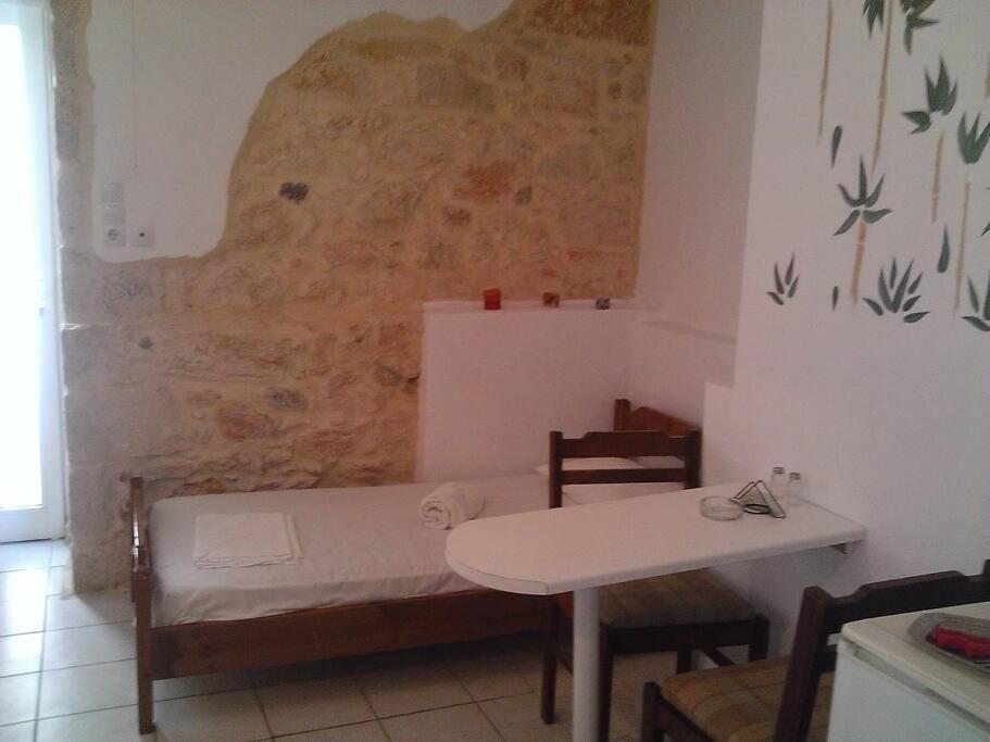 Studio 10 Minutes From The Center Of Heraklion. Daire Dış mekan fotoğraf